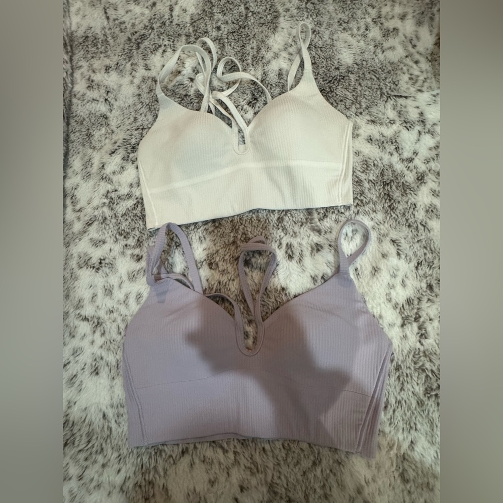 Lululemon sport bras